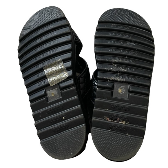 ASOS Glamorous Women's Cross Strap Quilted Platform Sandals, Black Size 8 - Picture 8 of 10